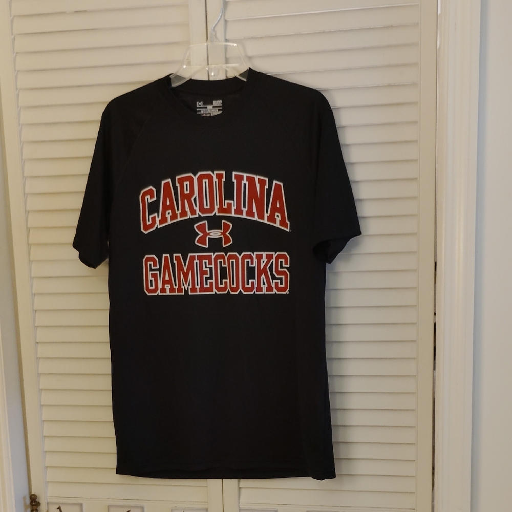 Under Armour Black and Red Carolina Gamecocks Tee